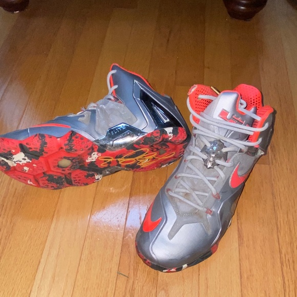 Nike Lebron 11 Elite Team - Picture 2 of 4